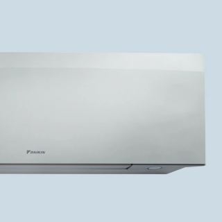 Инверторен климатик DAIKIN FTXJ35AS9/RXJ35A9 Silver EMURA Инверторен климатик DAIKIN FTXJ35AS9/RXJ35A9 Silver EMURA